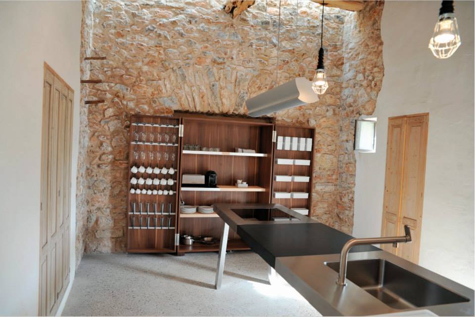 Kelosa Ibiza. Modern finca kitchen