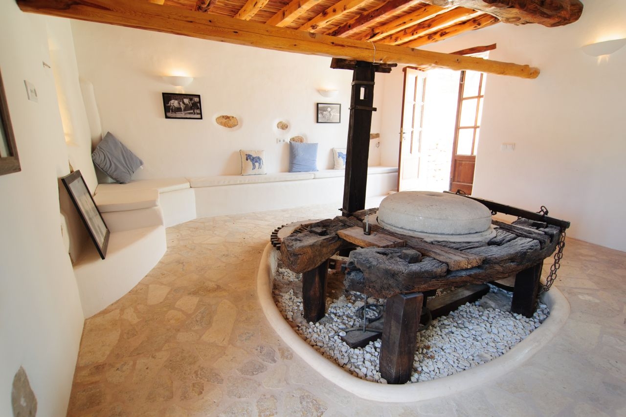 Kelosa 15 Large reformed finca with landscape view Can Tomas.jpg