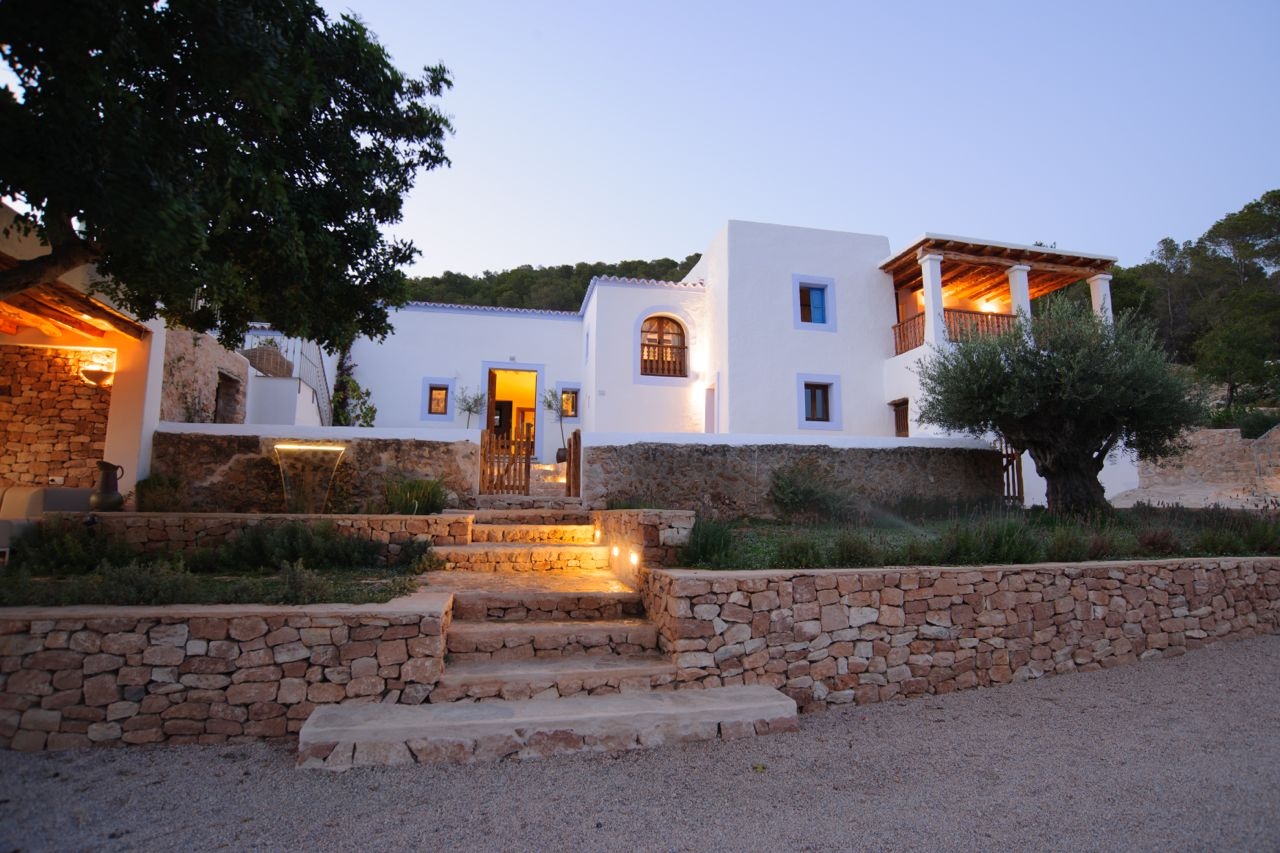 Kelosa 19 Large reformed finca with landscape view Can Tomas