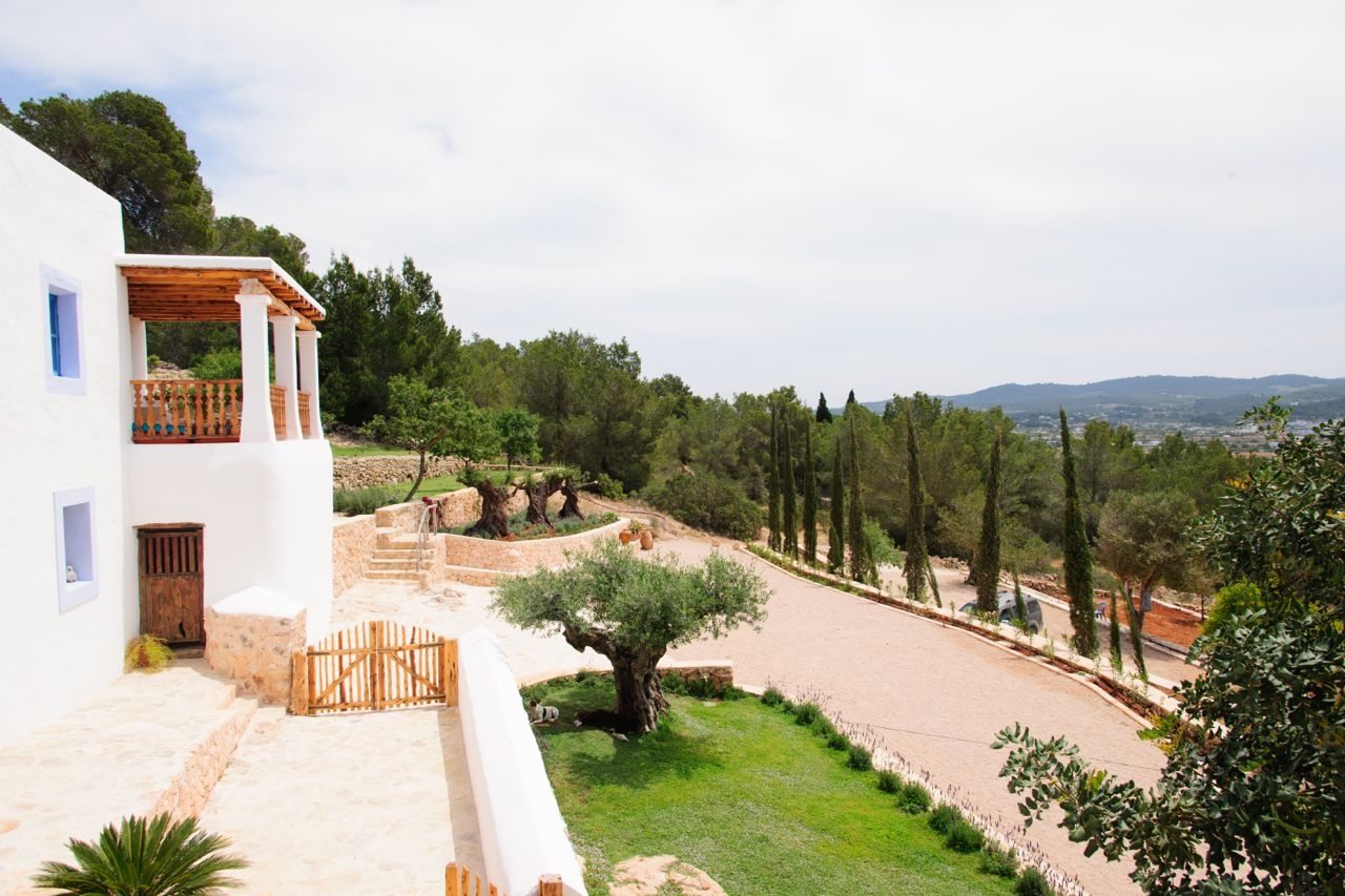 Kelosa 21 Large reformed finca with landscape view Can Tomas