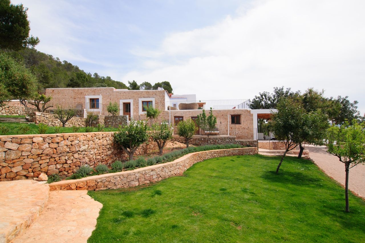 Kelosa 22 Large reformed finca with landscape view Can Tomas