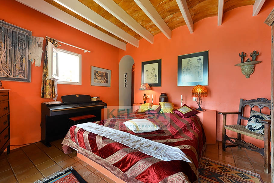 09 Kelosa ibiza Villa in first line with mature garden Es Cubells