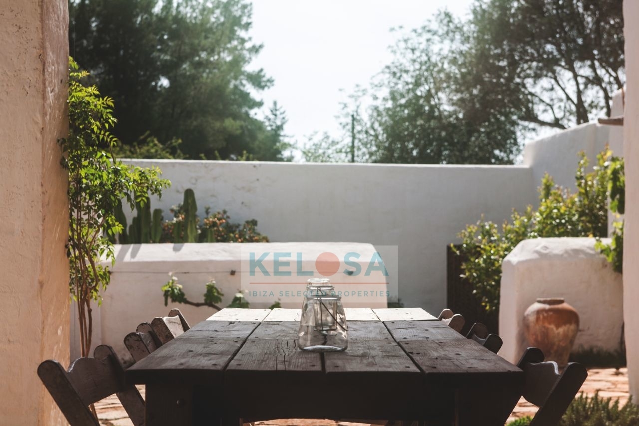Kelosa 21 Ibiza Santa Eulalia Charming reformed finca–near Morna Valley wm
