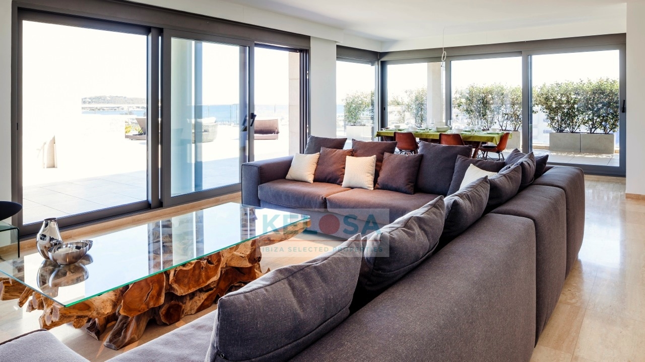 05 Kelosa Contemporary Penthouse with large terraceWM