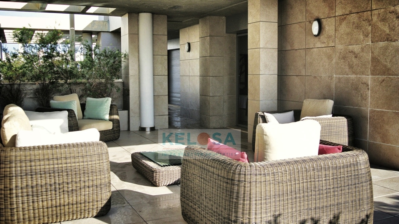 10 Kelosa Contemporary Penthouse with large terraceWM