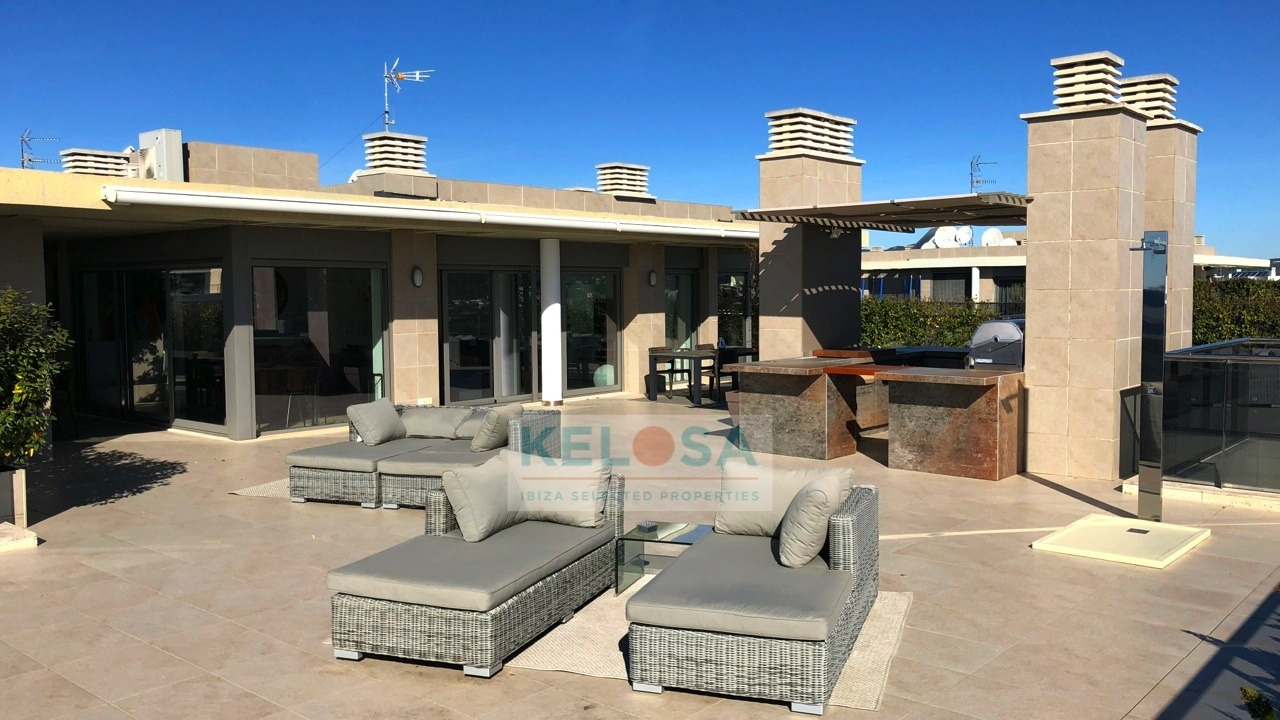 11 Kelosa Contemporary Penthouse with large terraceWM