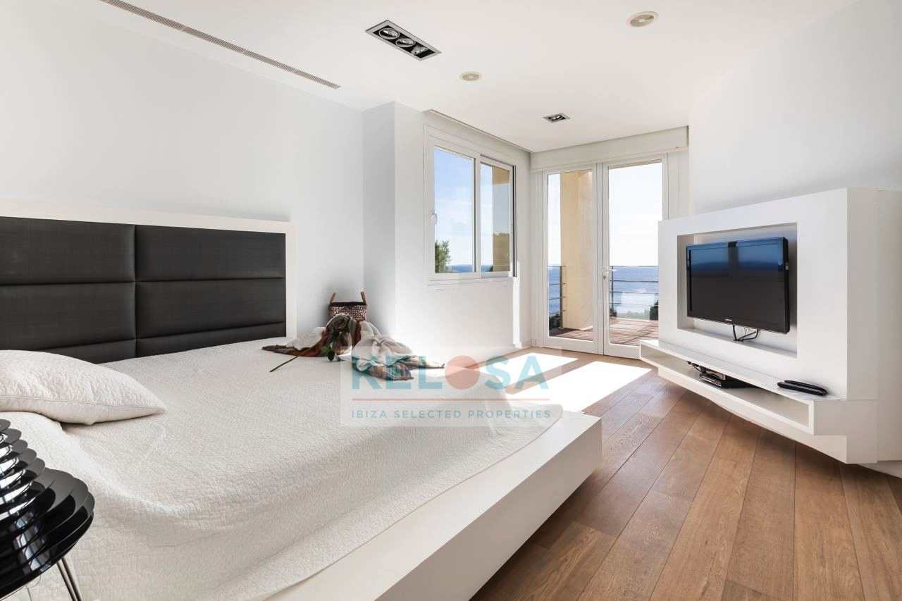 16 Kelosa Ibiza contemporary villa with sea view Roca Llisa wm