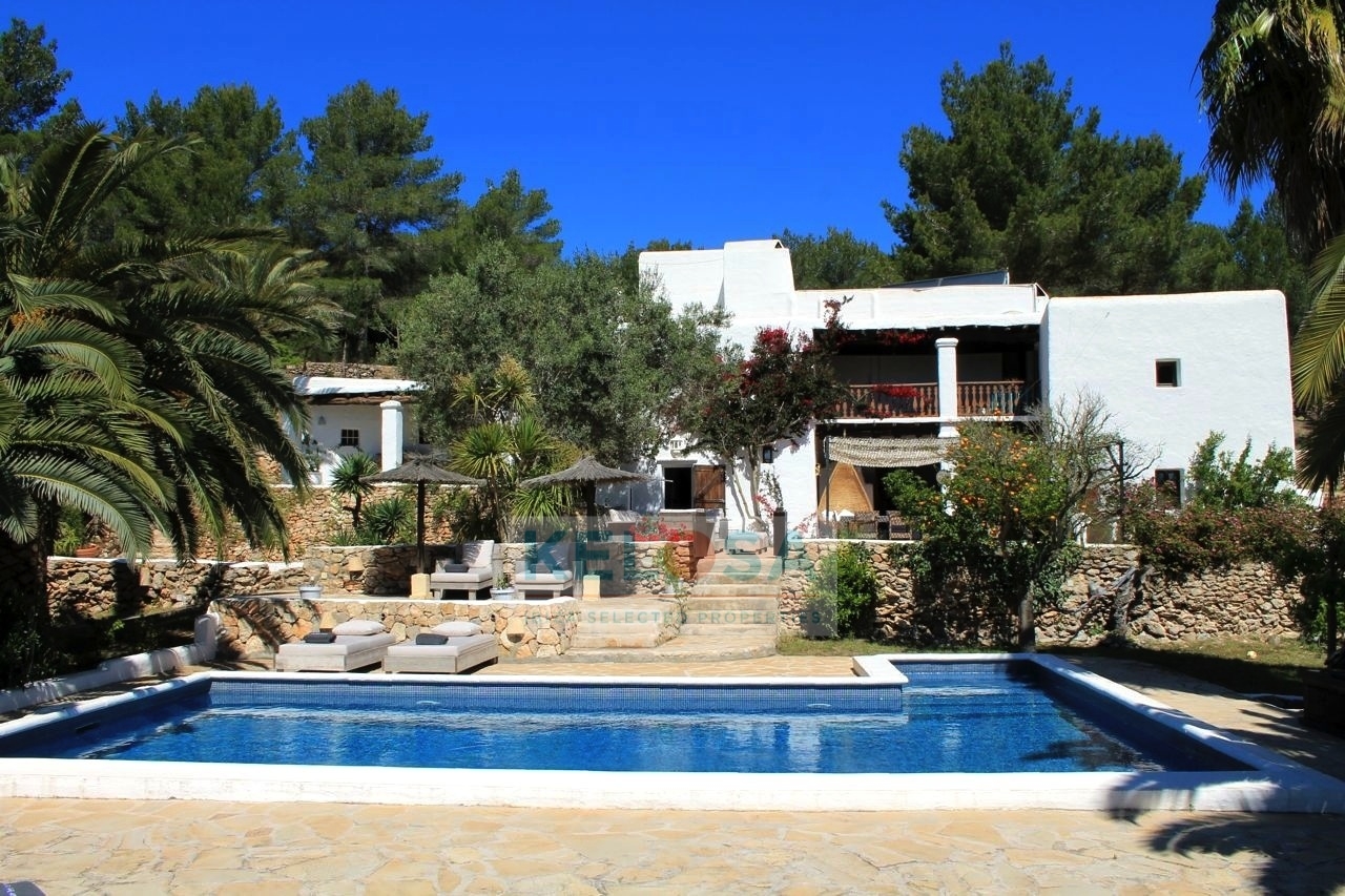 Kelosa 01 Ibiza Reformed country house with view in San Jose wm