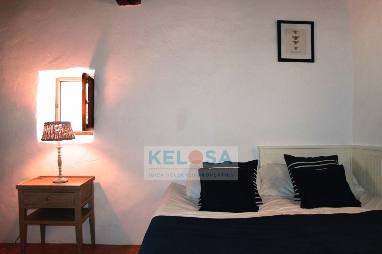 Kelosa 22 Ibiza Reformed country house with view in San Jose wm