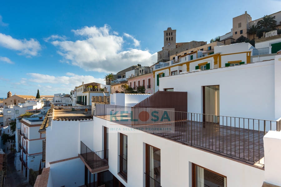 11 kelosa ibiza New apartment in old palace in Dalt Vila WM