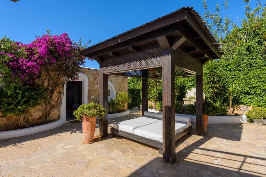 12 Kelosa Ibiza Charming country villa with view near San Agustin