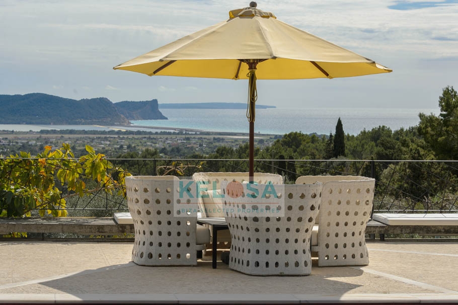 12 Kelosa ibiza Large finca estate with sea views between Ibiza and San Jose wm