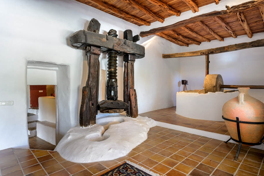 09 Kelosa ibiza Large finca estate with sea views between Ibiza and San Jose