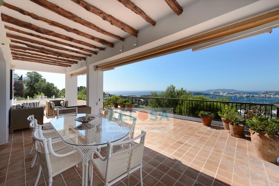 03 Kelosa Ibiza Spacious property with fantastic sea view in Can Pep Simo