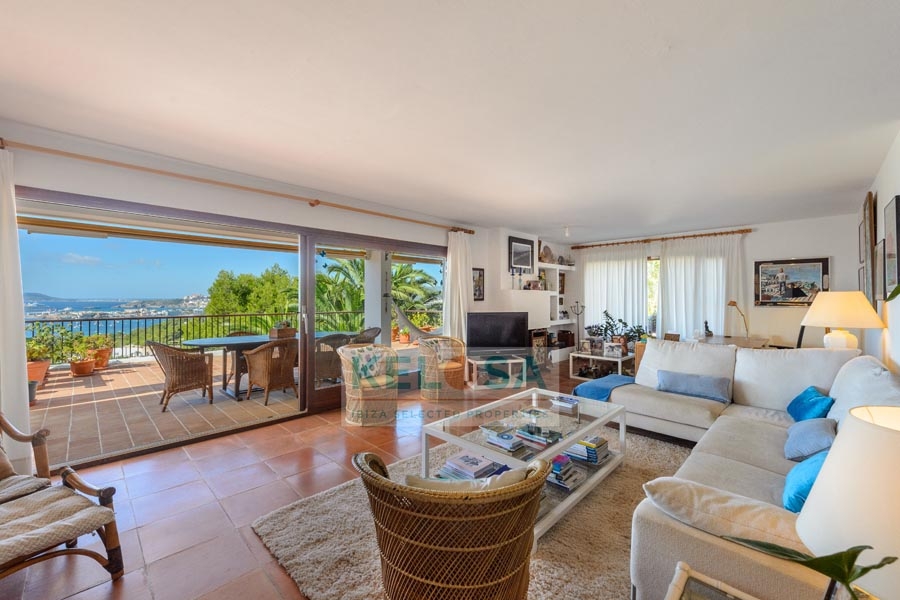 06 Kelosa Ibiza Spacious property with fantastic sea view in Can Pep Simo