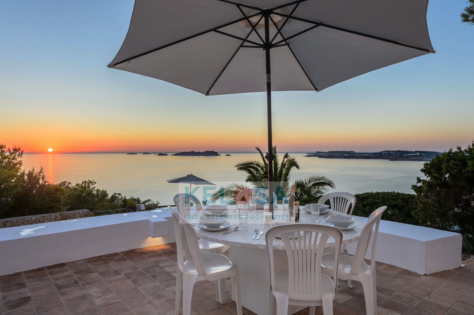 10 Kelosa ibiza classic villa in first line in Calo den Real WM