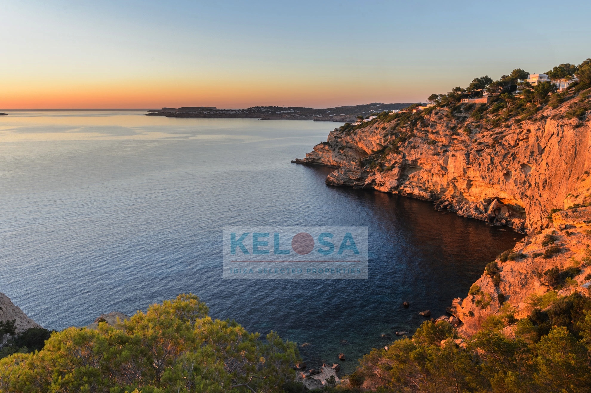 11 Kelosa ibiza classic villa in first line in Calo den Real WM