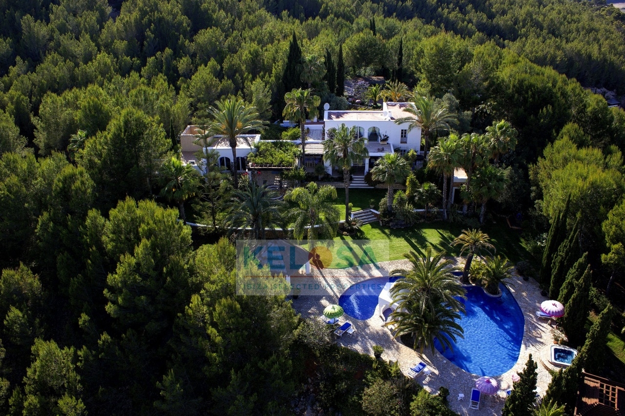 01 Kelosa ibiza Elegant country property with views Morna Valley 2020 WM