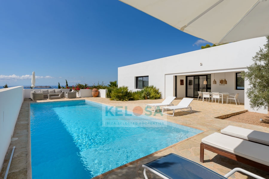 01 Kelosa Ibiza Modernized villa with sea view in Cala Tarida WM