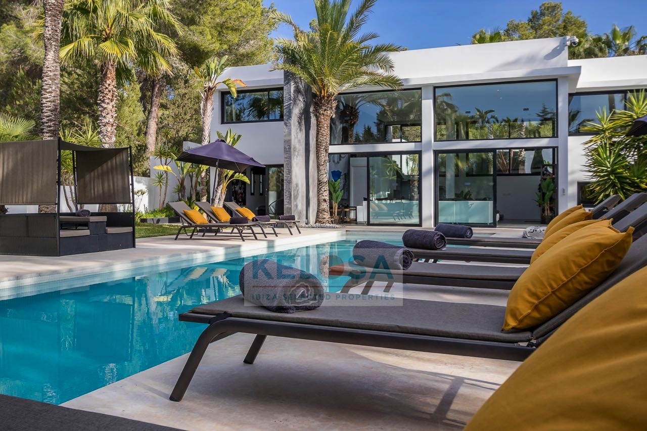 09 Kelosa Ibiza  Contemporary villa in Benimussa Ibiza (1) WM