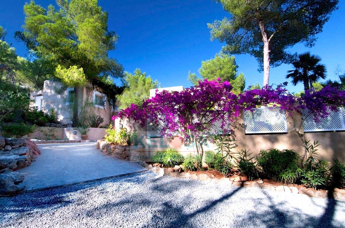 15 Kelosa villa with lush garden between Ibiza and San Jose wm