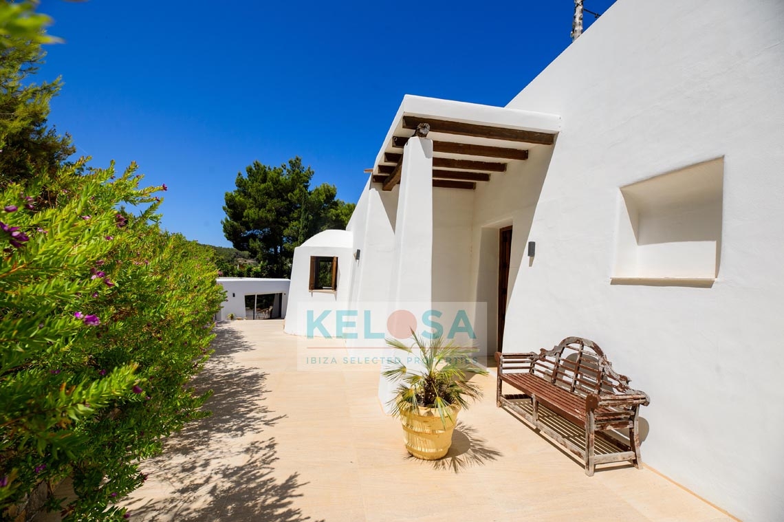 31 Kelosa Ibiza modern country villa with sea view San Carlos