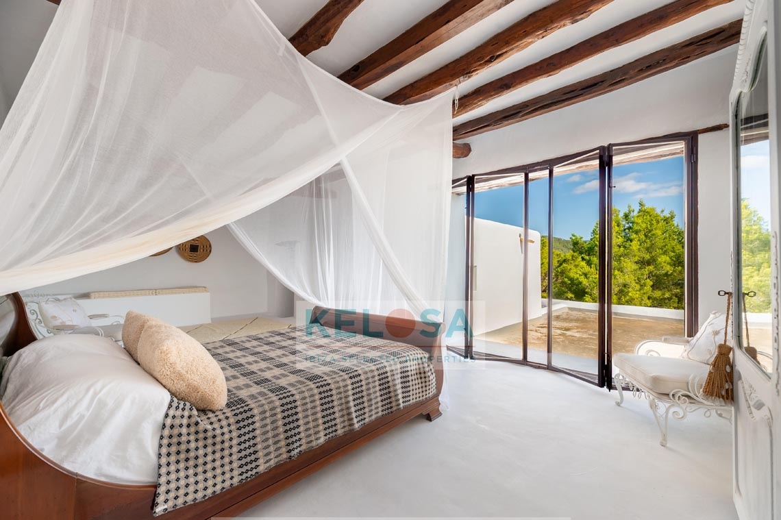 16 Kelosa Authentic finca with landscape views near Atzaro