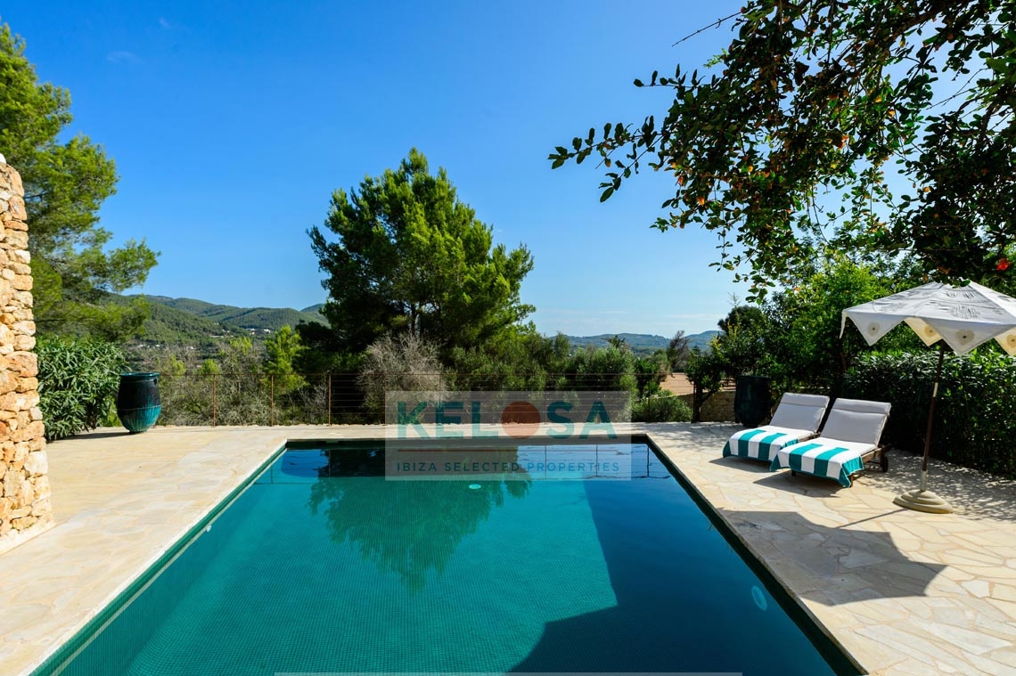 26 Kelosa Authentic finca with landscape views near Atzaro