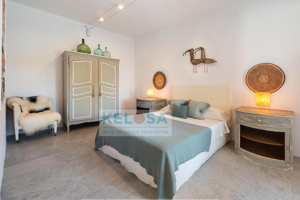 32 Kelosa Authentic finca with landscape views near Atzaro