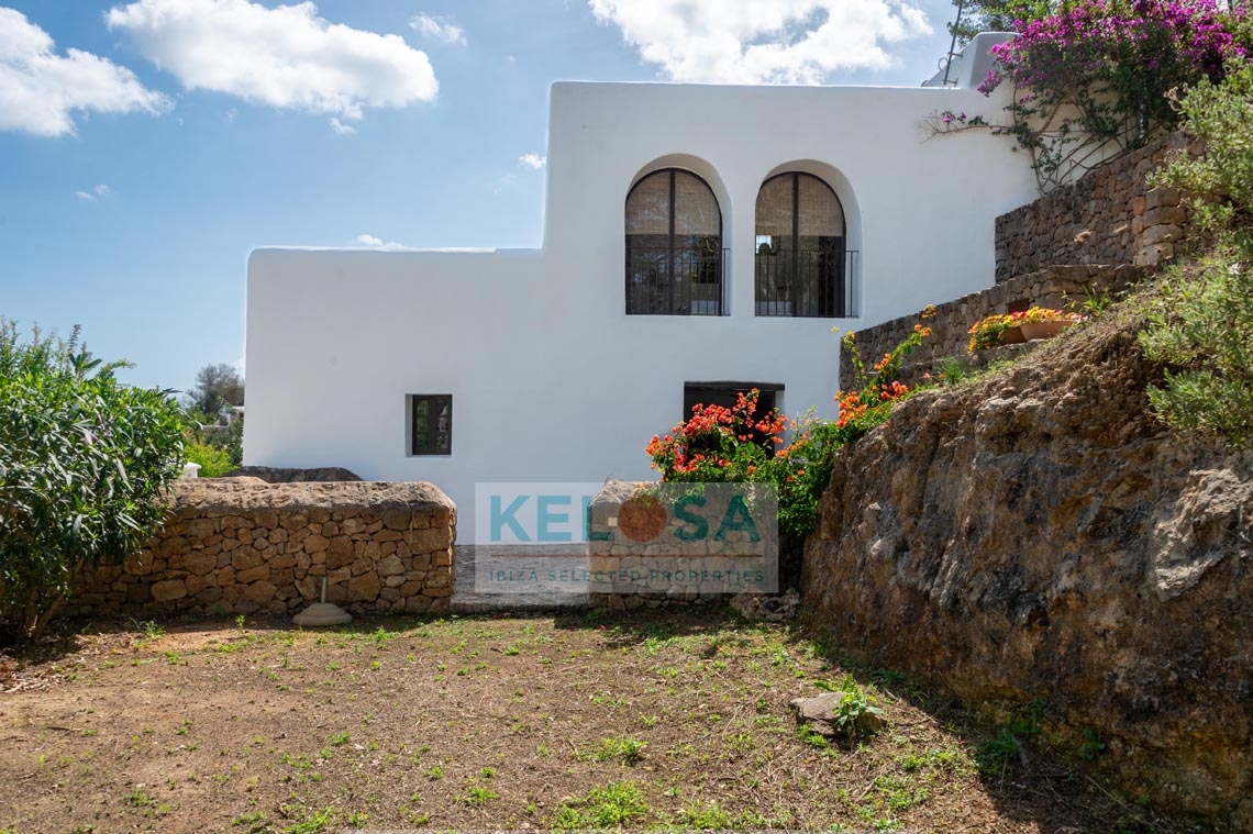 33 Kelosa Authentic finca with landscape views near Atzaro