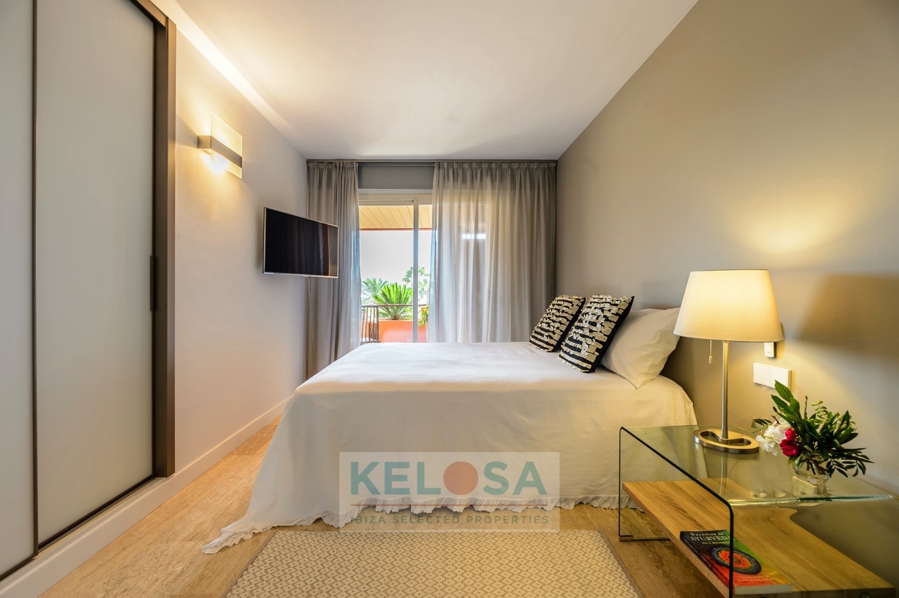 10 Kelosa ibiza Elegant apartment by the golf Roca Llisa  WM