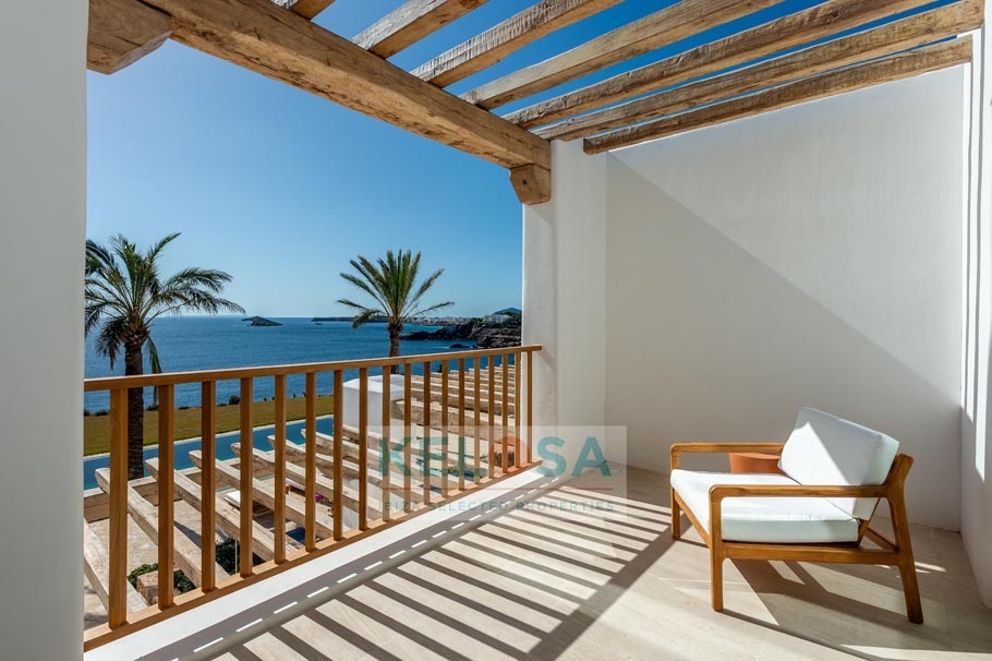 16 Kelosa ibiza New Blakstad villa in first line to the sea
