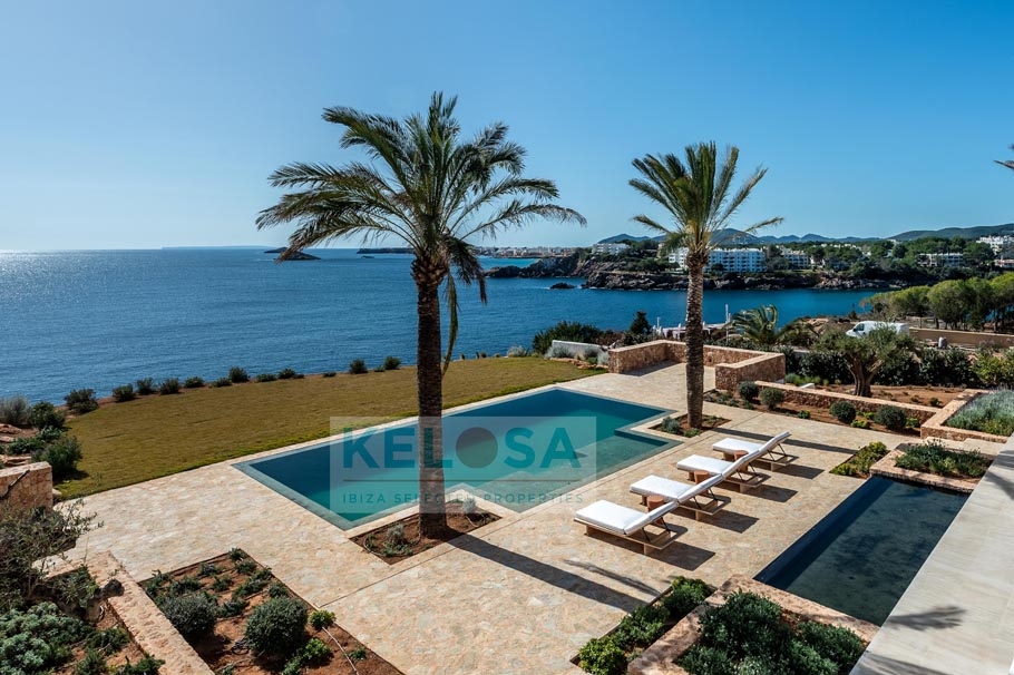 17 Kelosa ibiza New Blakstad villa in first line to the sea