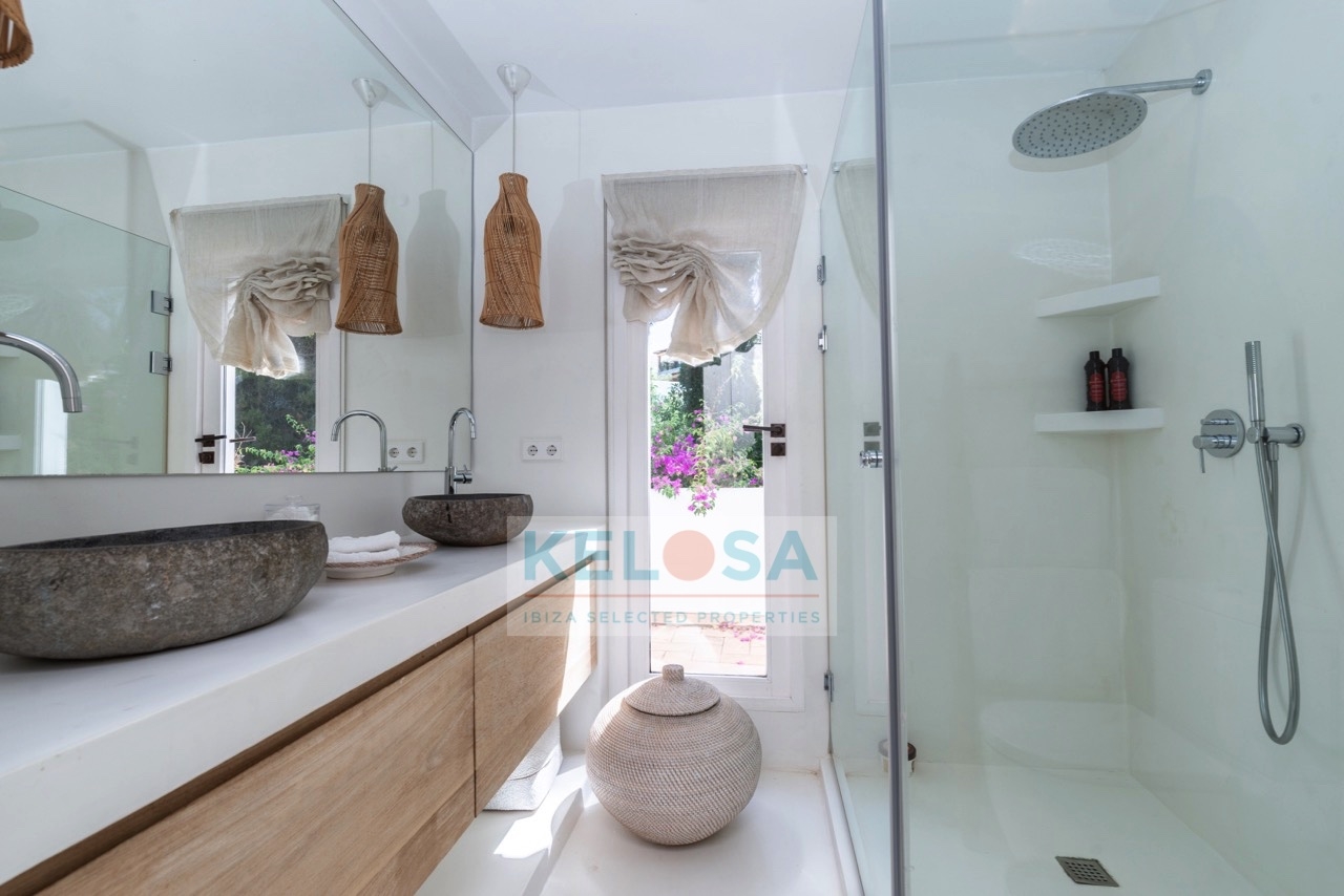 19 Kelosa Ibiza Mediterranean beach house first line sea Cala Vadella WM
