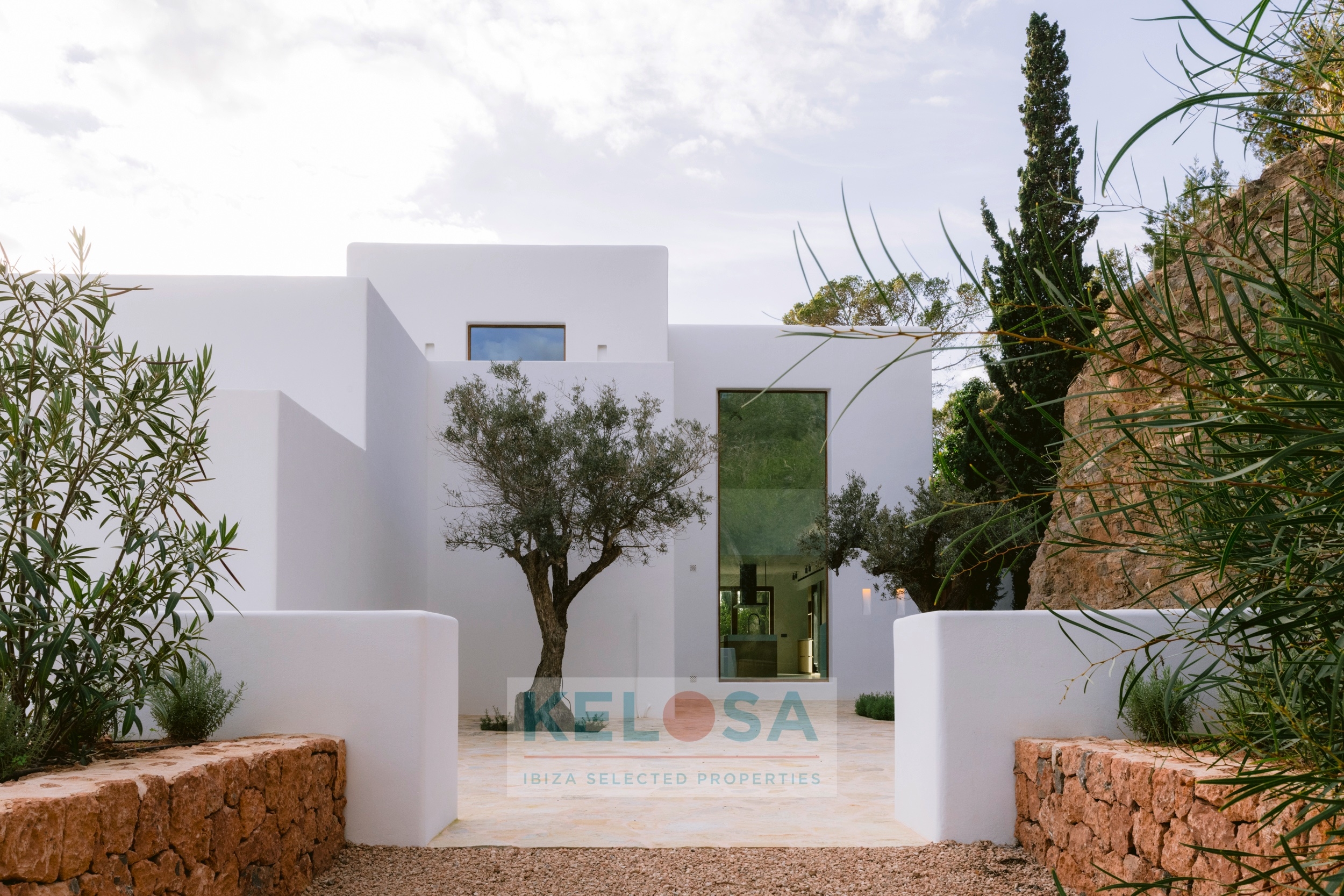 07   KELOSA   Las Brisas Cala Lenya   WM low res