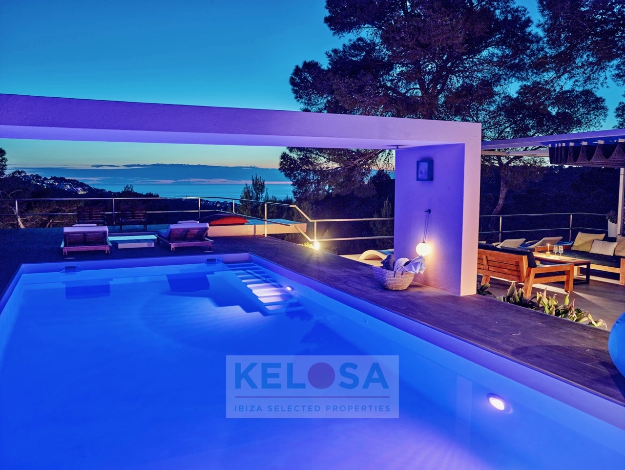 KELOSA CAN NICOLE  CALA VADELLA WM 041