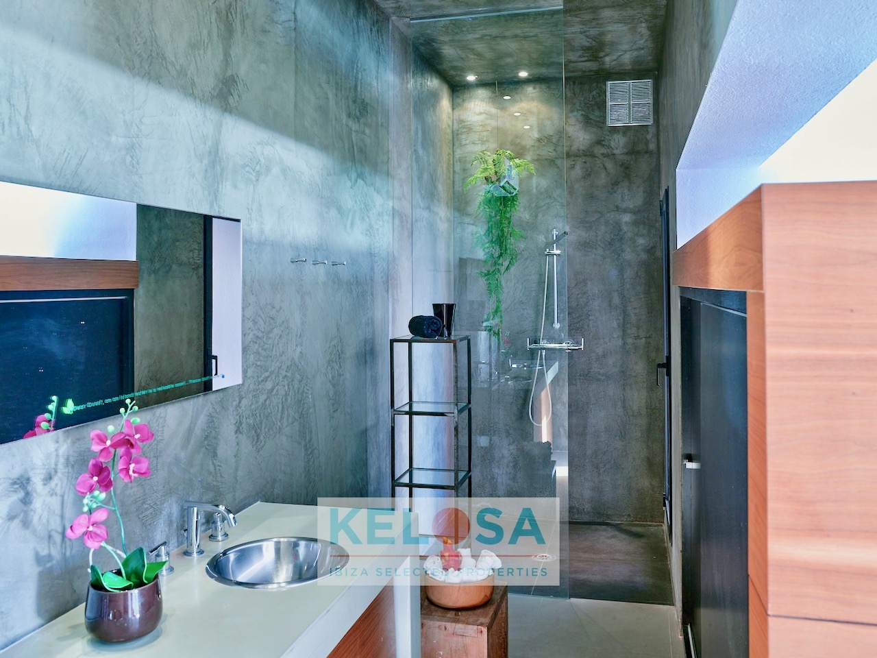 KELOSA CAN NICOLE  CALA VADELLA WM 022