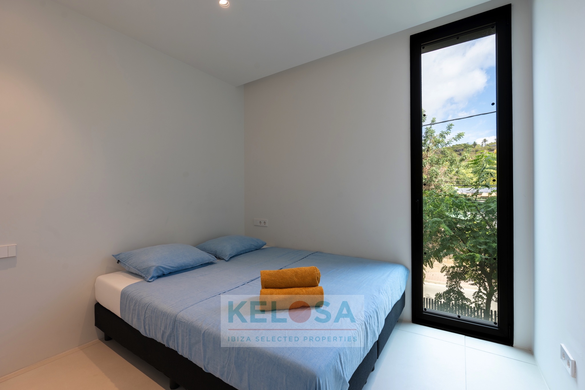 KELOSA APT. BY URBANIA  WM 033