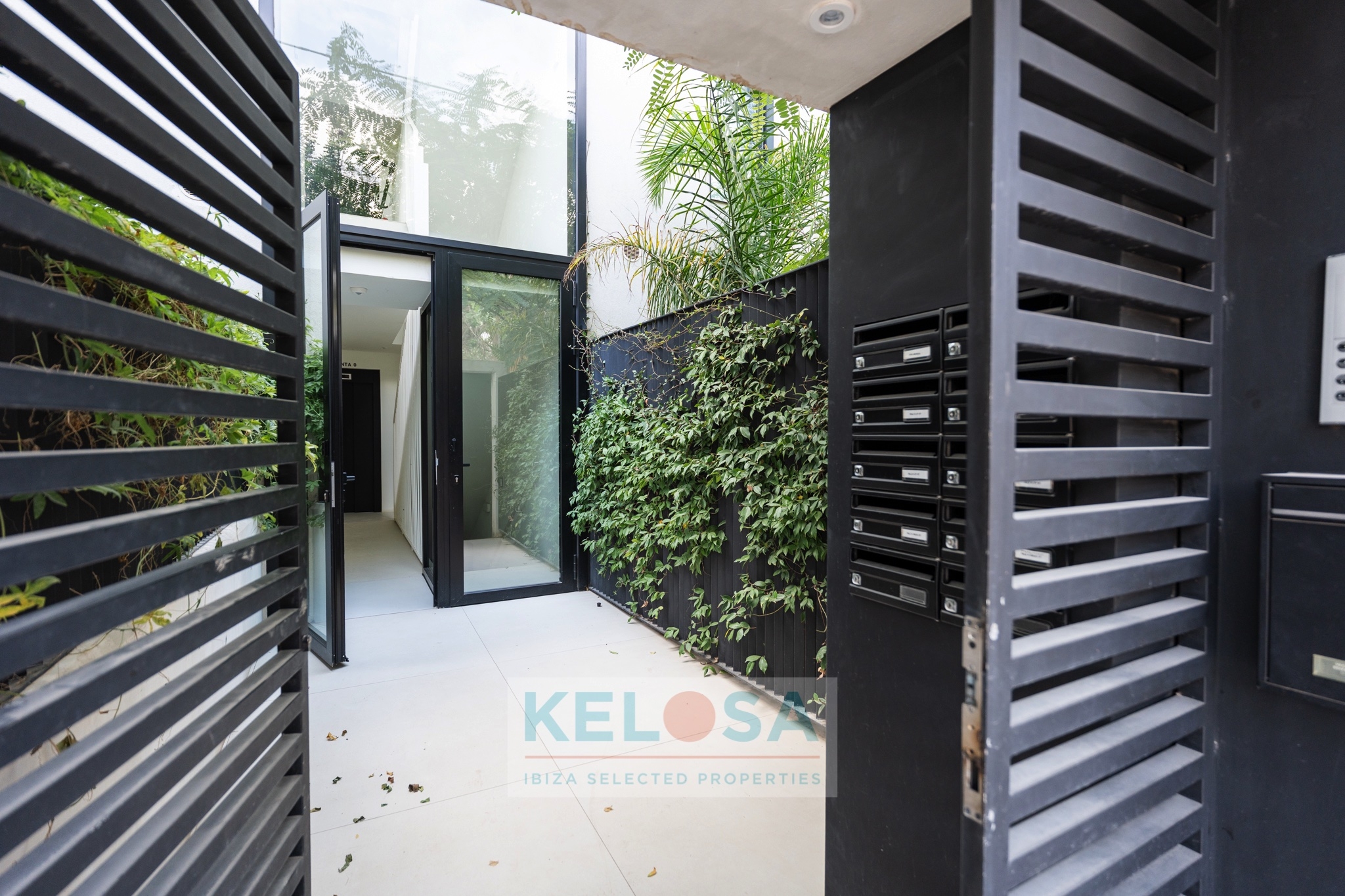 KELOSA APT. BY URBANIA  WM 027