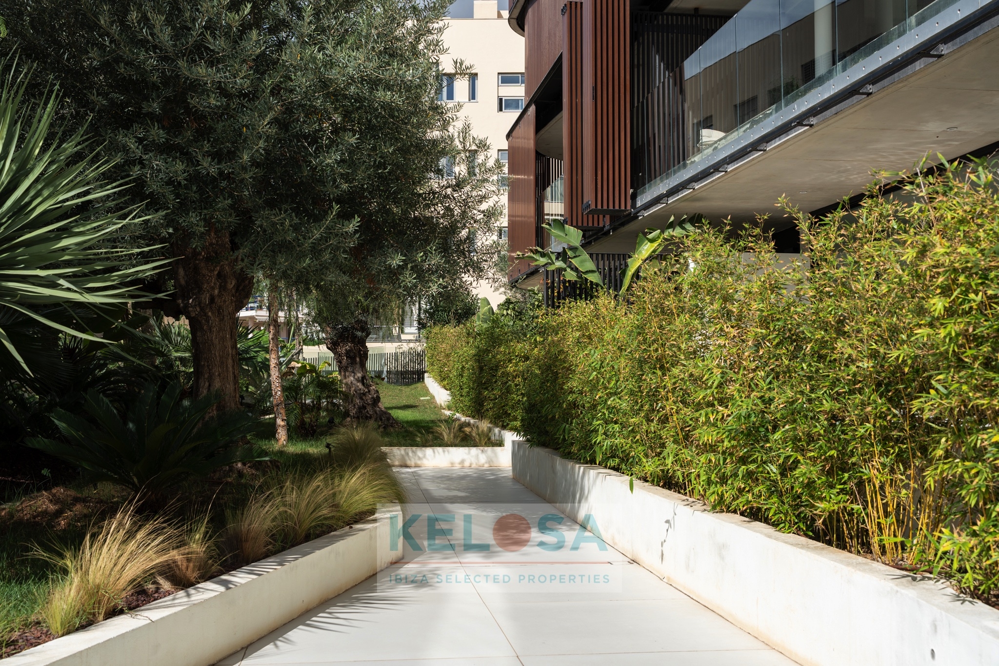 KELOSA APT. BY URBANIA  WM 004