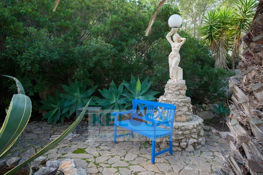 9KELOSA CASA CALA BLANCA wm