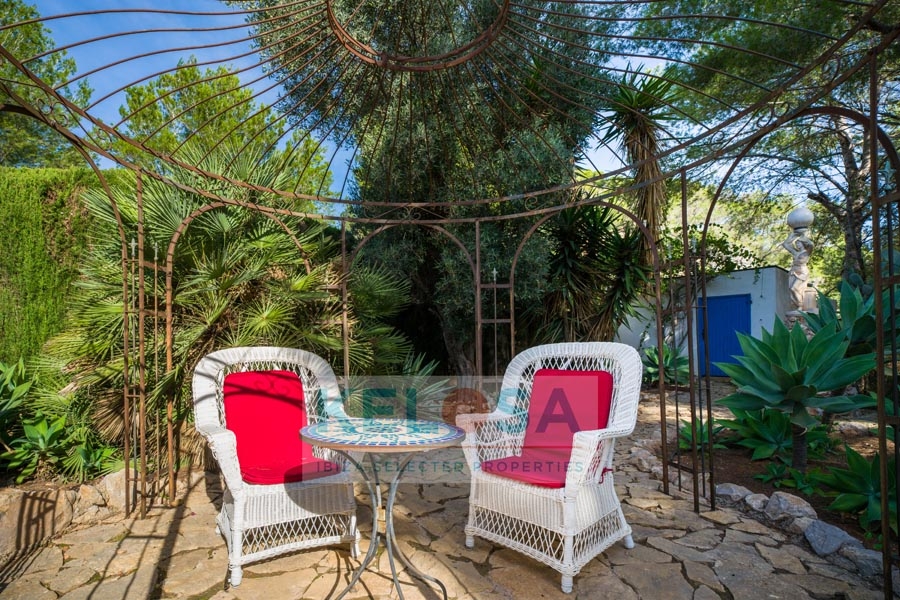 11KELOSA CASA CALA BLANCA wm