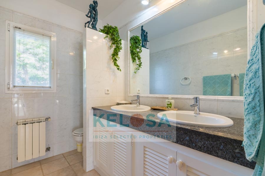 17KELOSA CASA CALA BLANCA wm