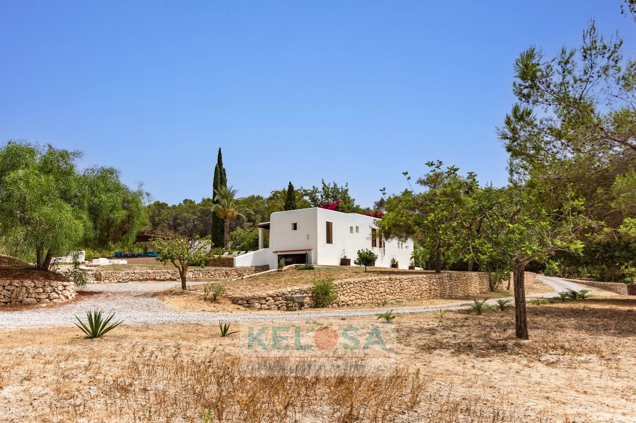 KELOSA   Finca Josephet   Camino viejo Can Furnet 004