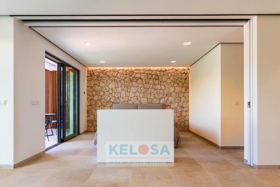 KELOSA   Hippiments   WM 012