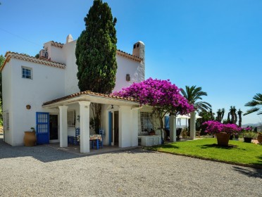 01 kelosa ibiza villa with view and large charming garden Jesus