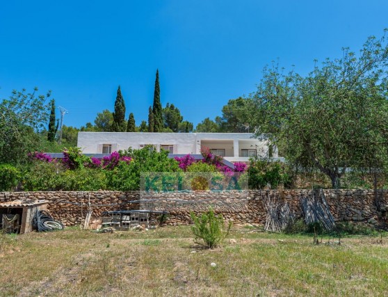 01 Kelosa  country villa near the Golf Roca Llisa Ibiza