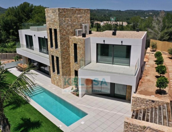 01 kelosa Modern comfortable villa in–Roca Llisa Golf Ibiza WM
